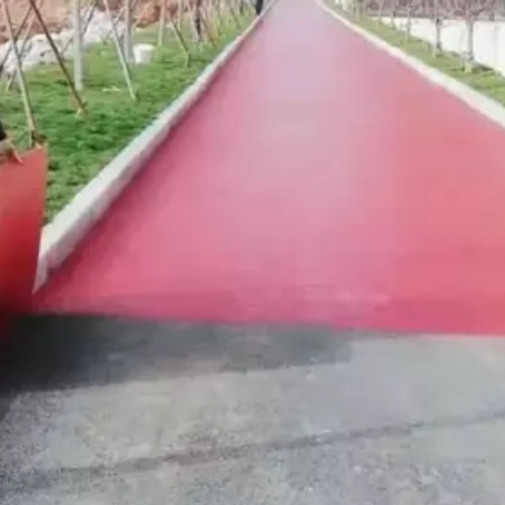 信阳​ 彩色路面喷涂翻新是一种低成本